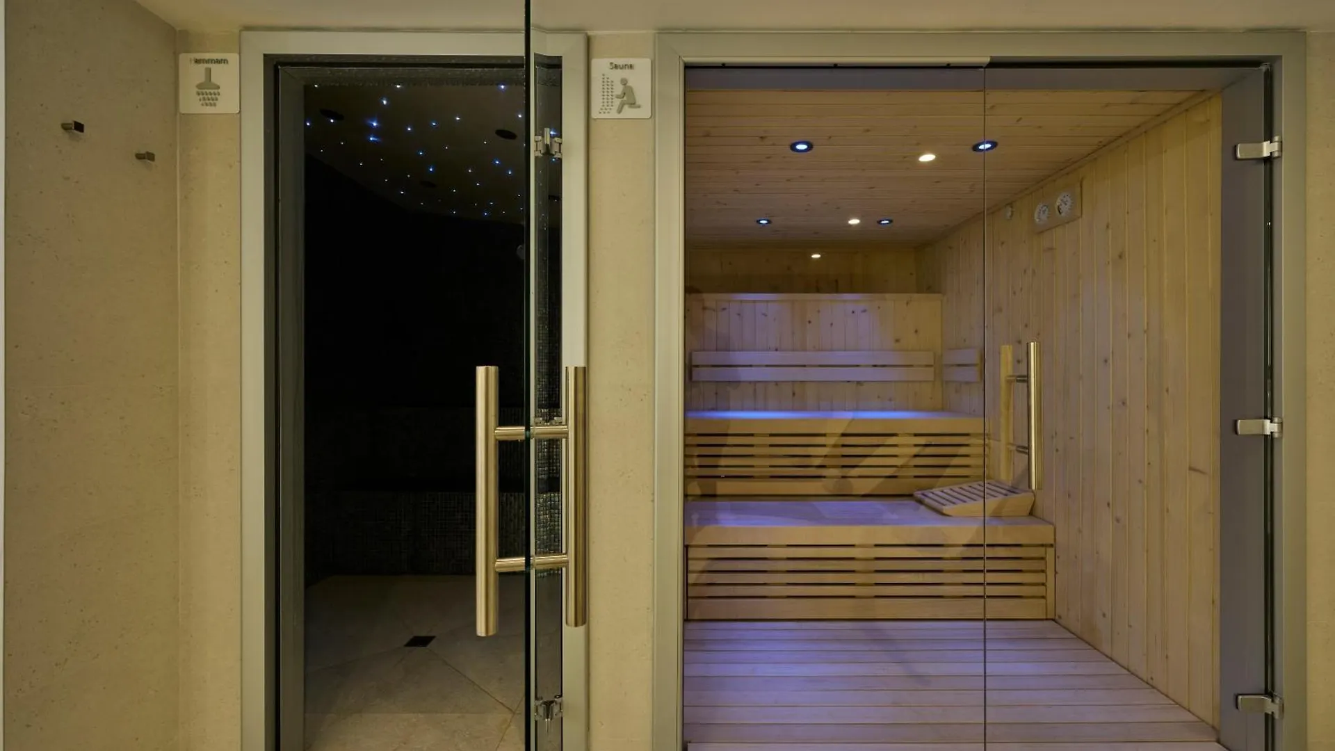 Hotel Catalonia La Maquinista Barcelona 4*,